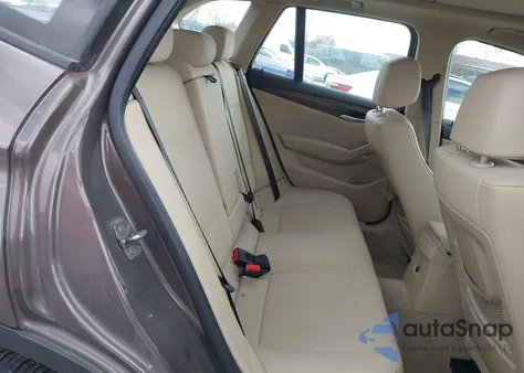 2014 BMW X1 xDrive28I z USA, uszkodzony, nr VIN WBAVL1C5XEVY16215